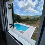 Kyparissia De Wandelboom *