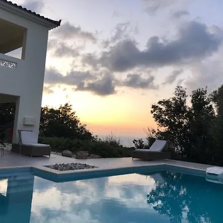 Holiday home Kyparissia De Wandelboom *