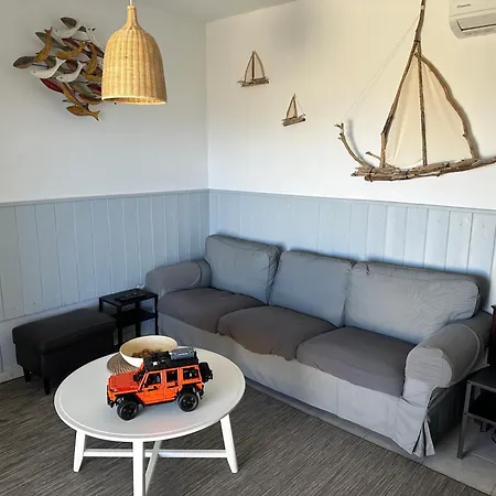 Kyparissia De Wandelboom 別荘