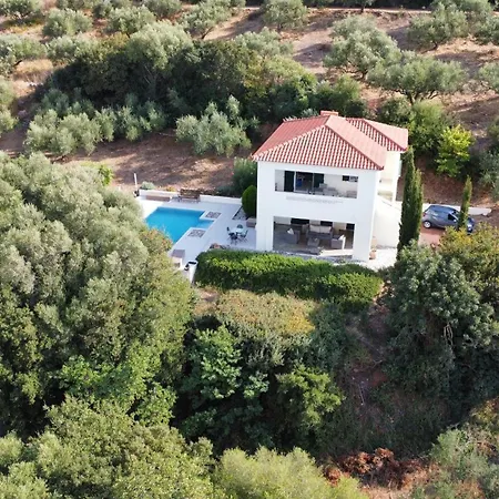 Kyparissia De Wandelboom * Vrises (Kiparissia)