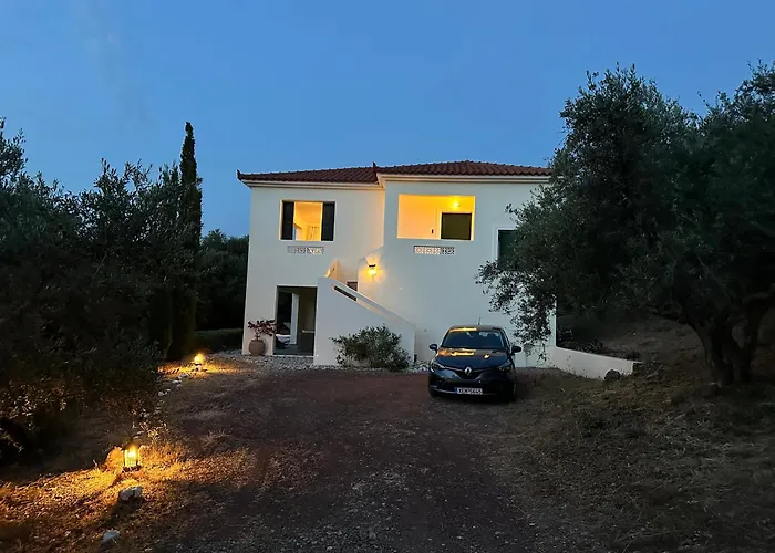 Kyparissia De Wandelboom Hébergement de vacances